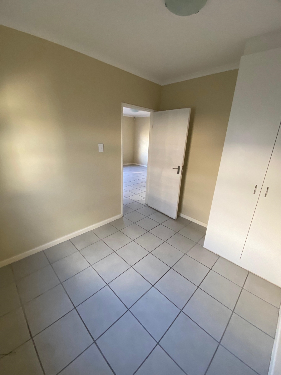 3 Bedroom Property for Sale in Pelican Park Western Cape